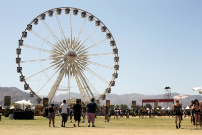 Desert Oasis | 14 Coachella Style Snaps