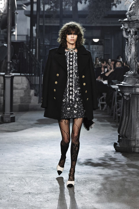 Paris in Rome, Chanel's Pre-Fall 2016 Collection